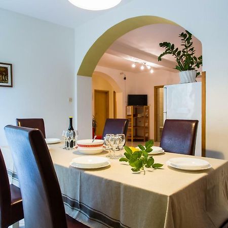 באסקה Apartments Luka 2 מראה חיצוני תמונה