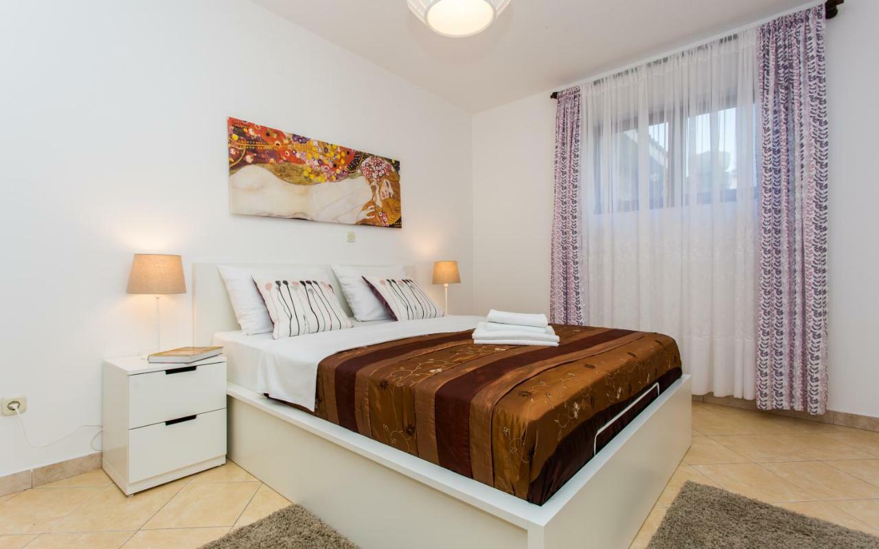 באסקה Apartments Luka 2 מראה חיצוני תמונה