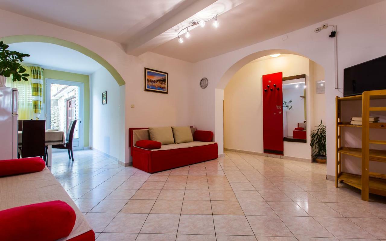 באסקה Apartments Luka 2 מראה חיצוני תמונה